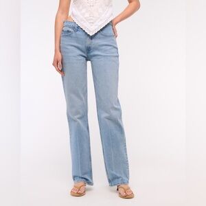 Abercrombie & Fitch Light Wash Low Rise Baggy Jeans